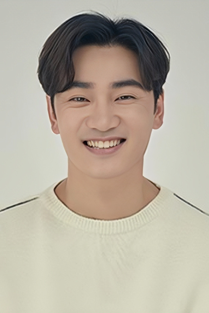 윤석현
