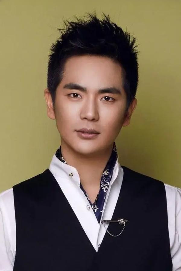 张晓龙