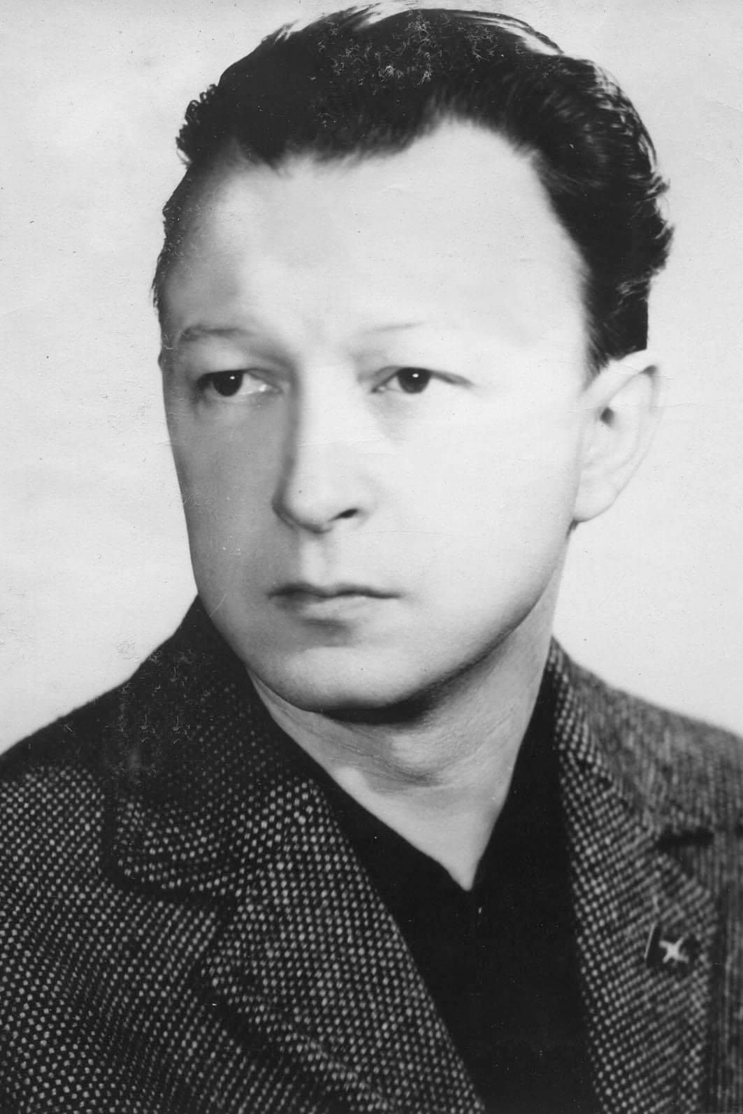 Леонид Макарычев