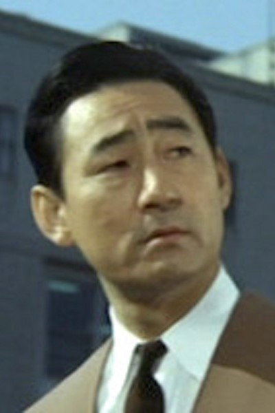 草川直也