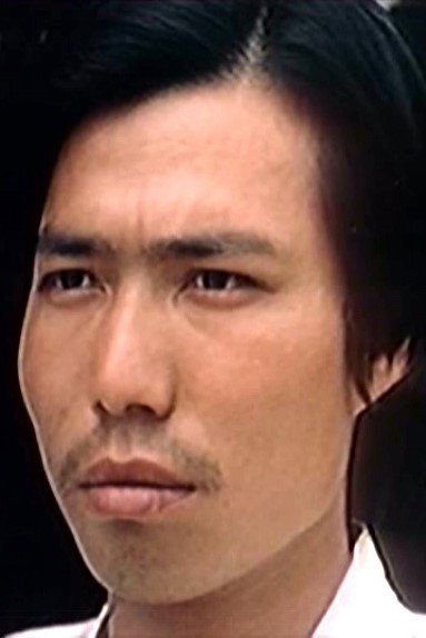謝興