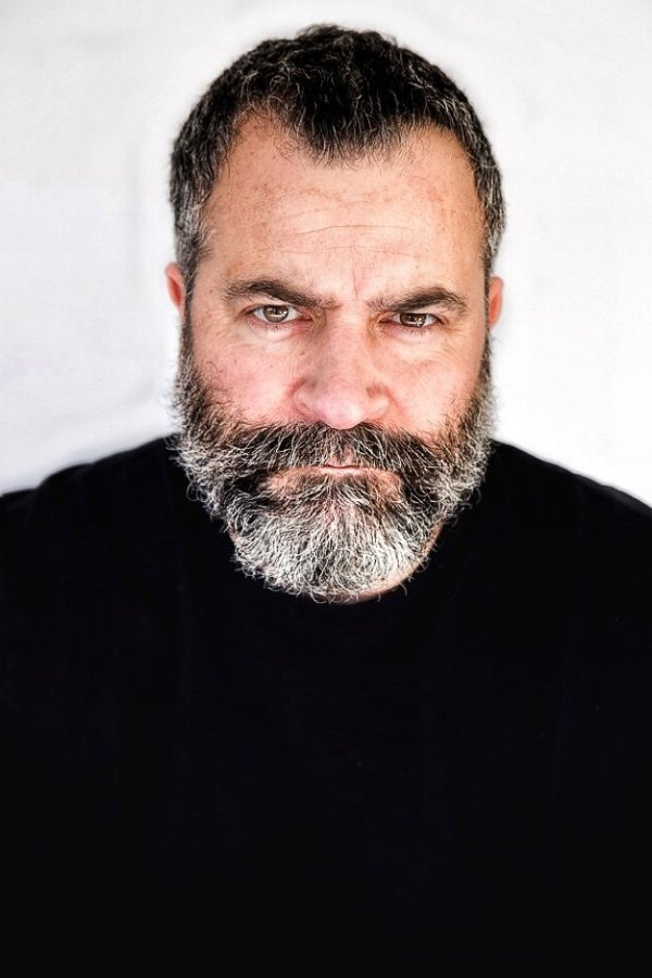 Гари Оливер