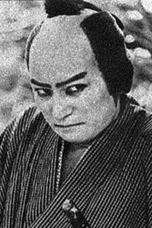 光岡龍三郎