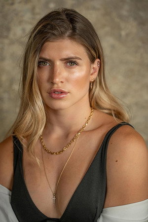 Ажель Аурелия